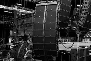 Speakers & Subwoofers
